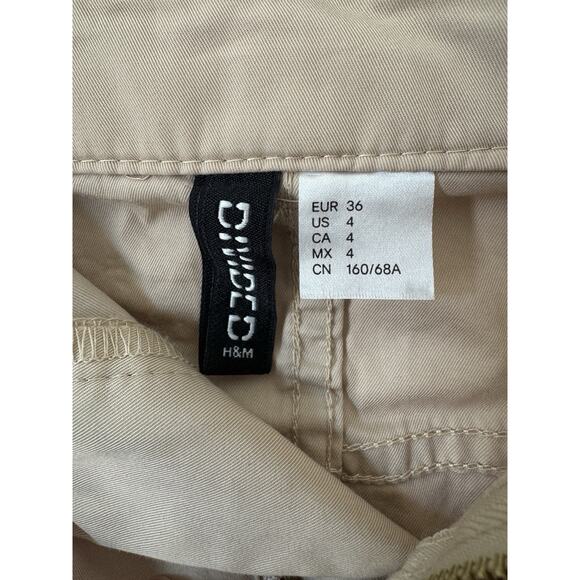 DIVIDED by H&M Twill Cargo Mini Skirt Y2K - Sized 4 - PRELOVED - Picture 7 of 8